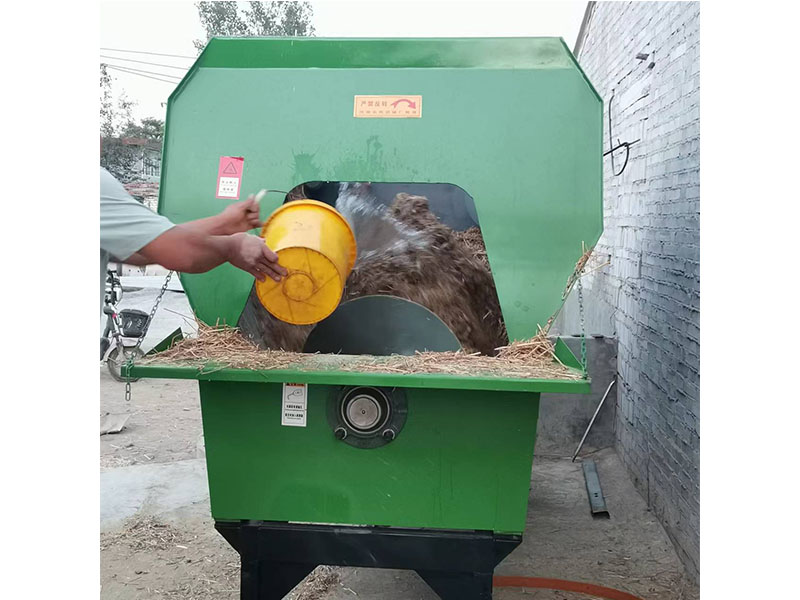 TMR全日糧機 牛羊拌草機